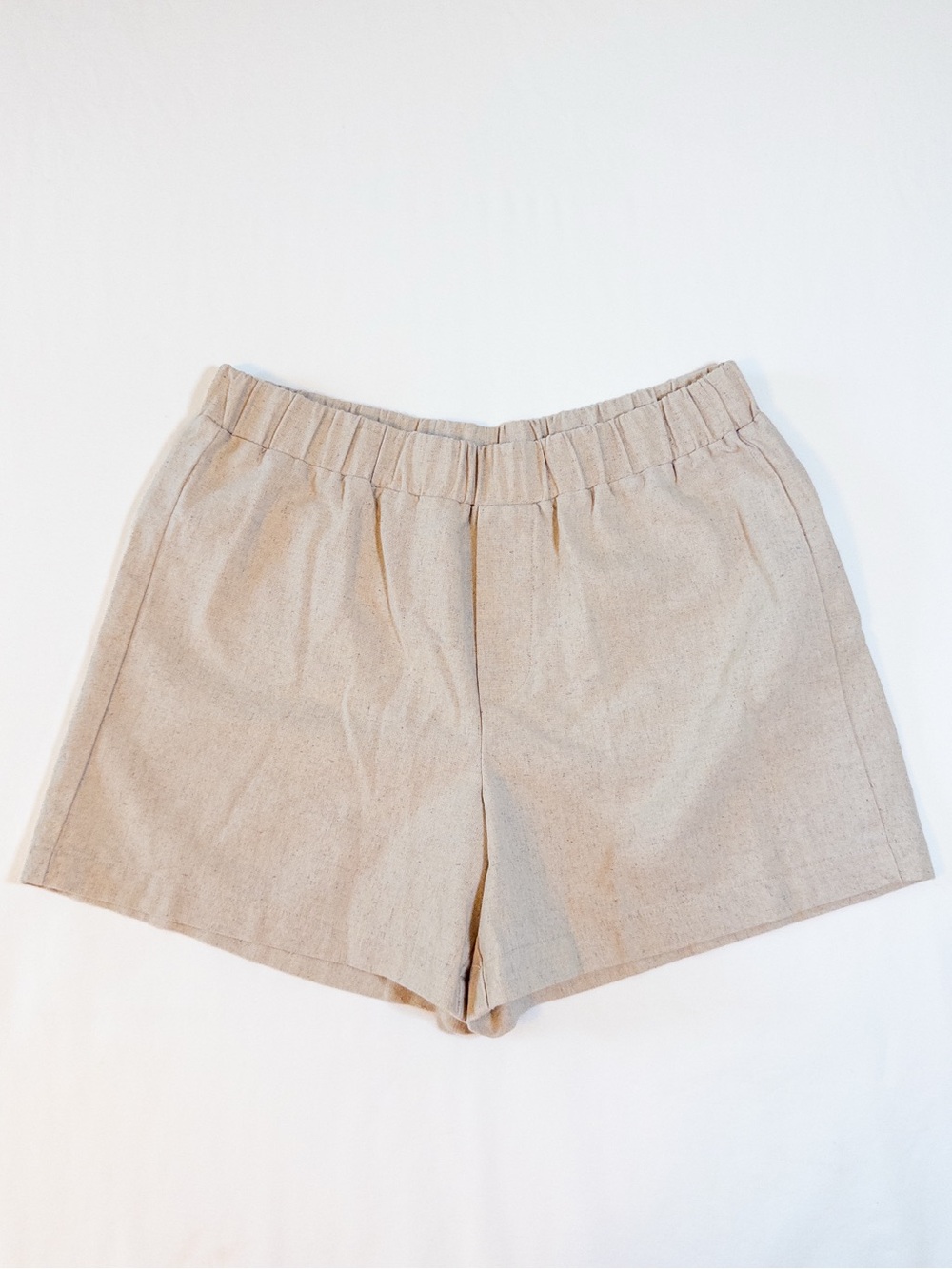 PrettyLittleThing Linen Blend Pull-On Shorts Size 4 Beige Elastic Waist Summer